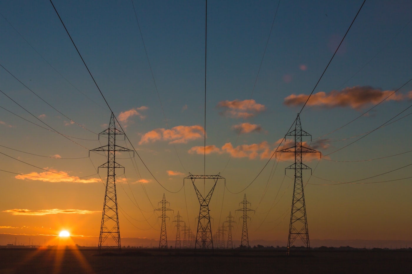Experts en contrôle-commande nucléaire, instrumentation et électronique de puissance - normes IEC 61508, sûreté de fonctionnement (SdF), génie électrique industriel - interventions pour Orano, EDF, Framatome, CEA, Schneider Electric, Alstom